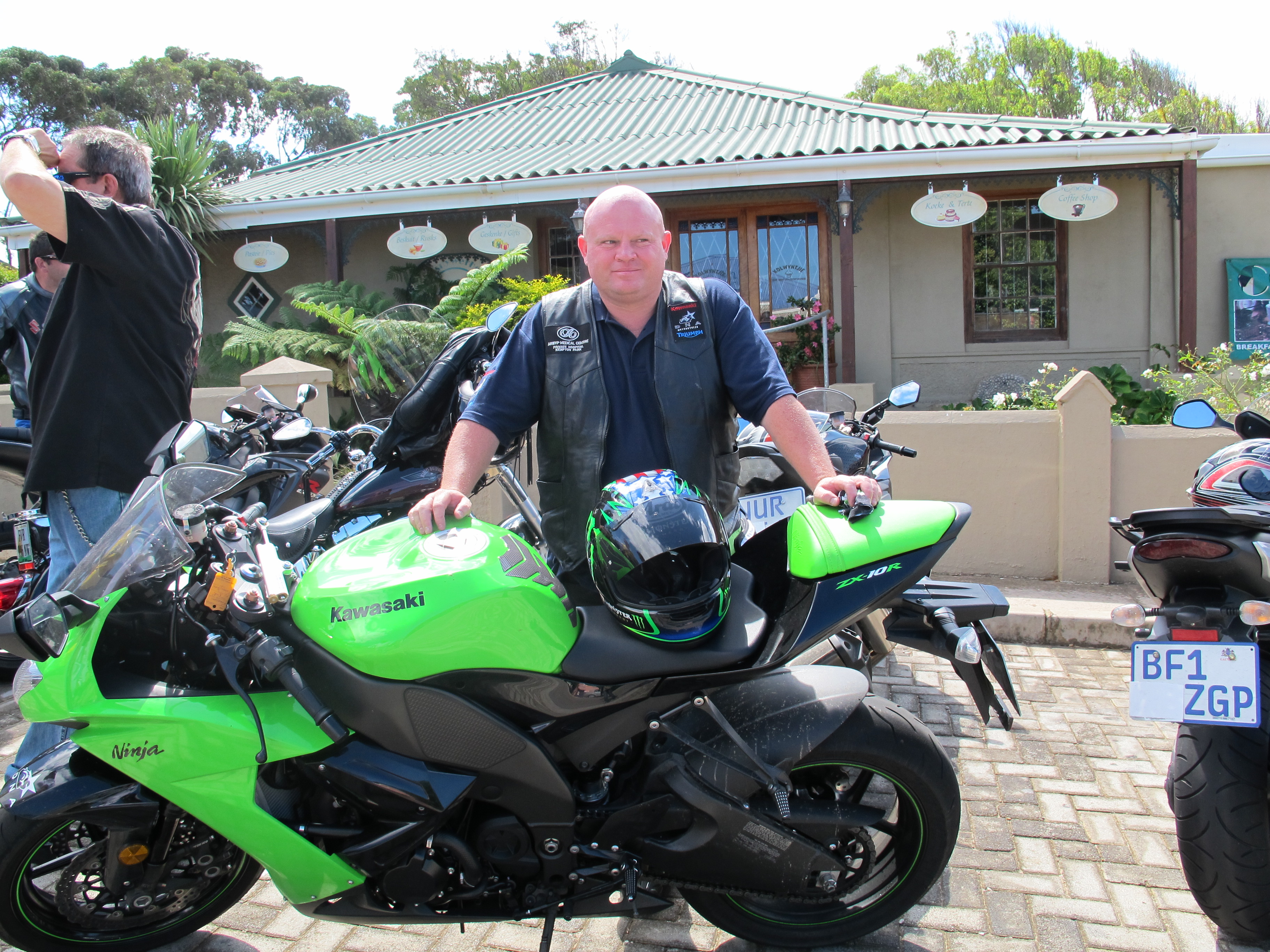 wordriders | On the road with the KJV400 motorbike tour